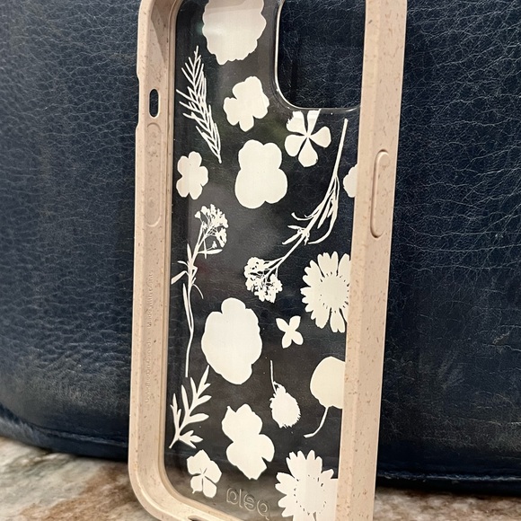 iPhone 13 cases - Picture 5 of 16